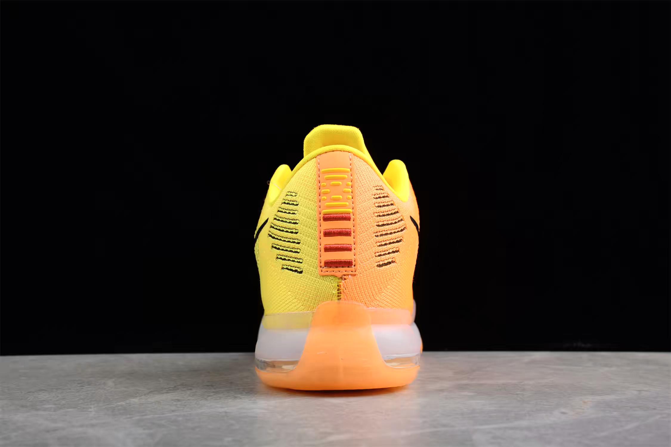 Nike Kobe 10 Elite Low Chester